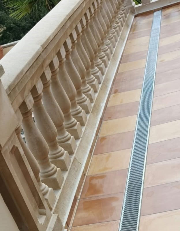 imagen terraza despues de Instalación de Drenaje y Suelo de Terraza en Mallorca